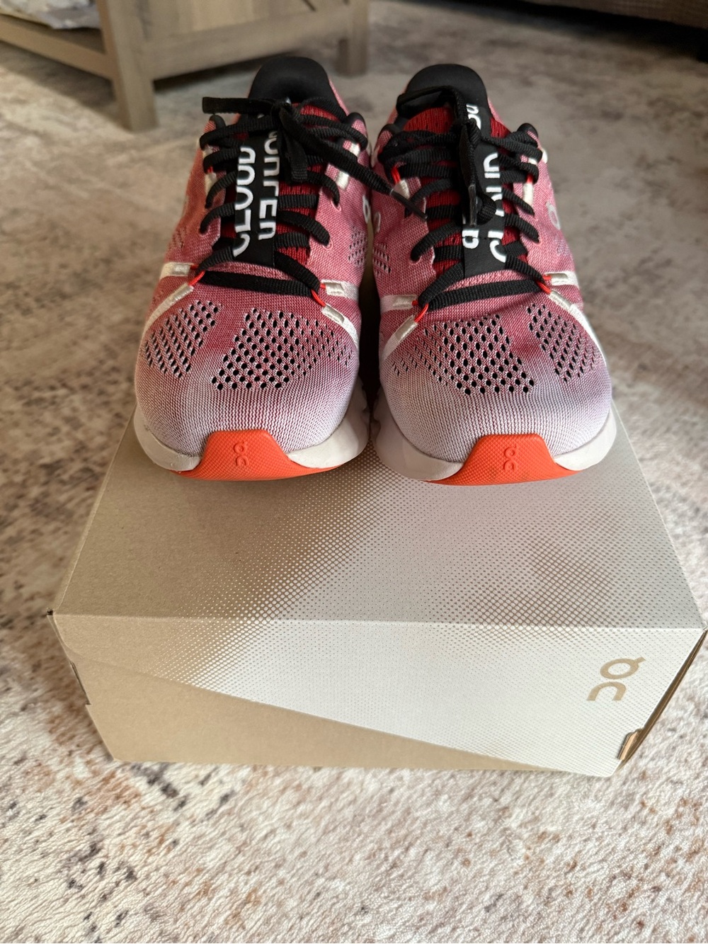 On Women’s Cloudsurfer Running Shoes US 9
